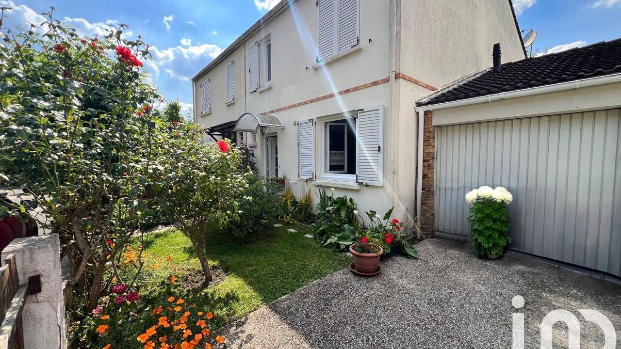 maison 4 pièces 92 m2 à vendre à Magny-les-Hameaux (78114)