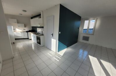 location appartement 700 € CC /mois à proximité de Provin (59185)