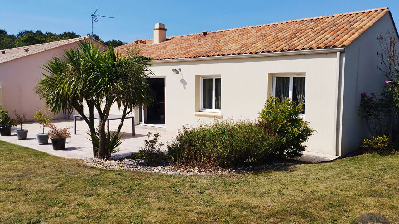 maison 4 pièces 93 m2 à vendre à Montaigu-Vendée (85600)