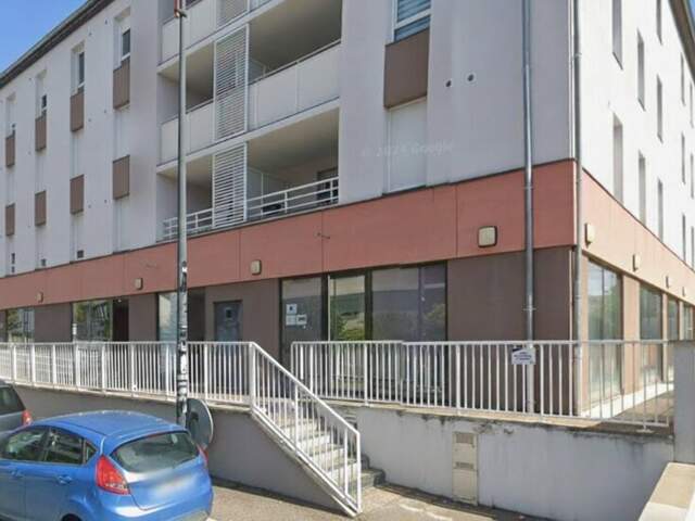 LOCAL COMMERCIAL à LOUER — photo du bien