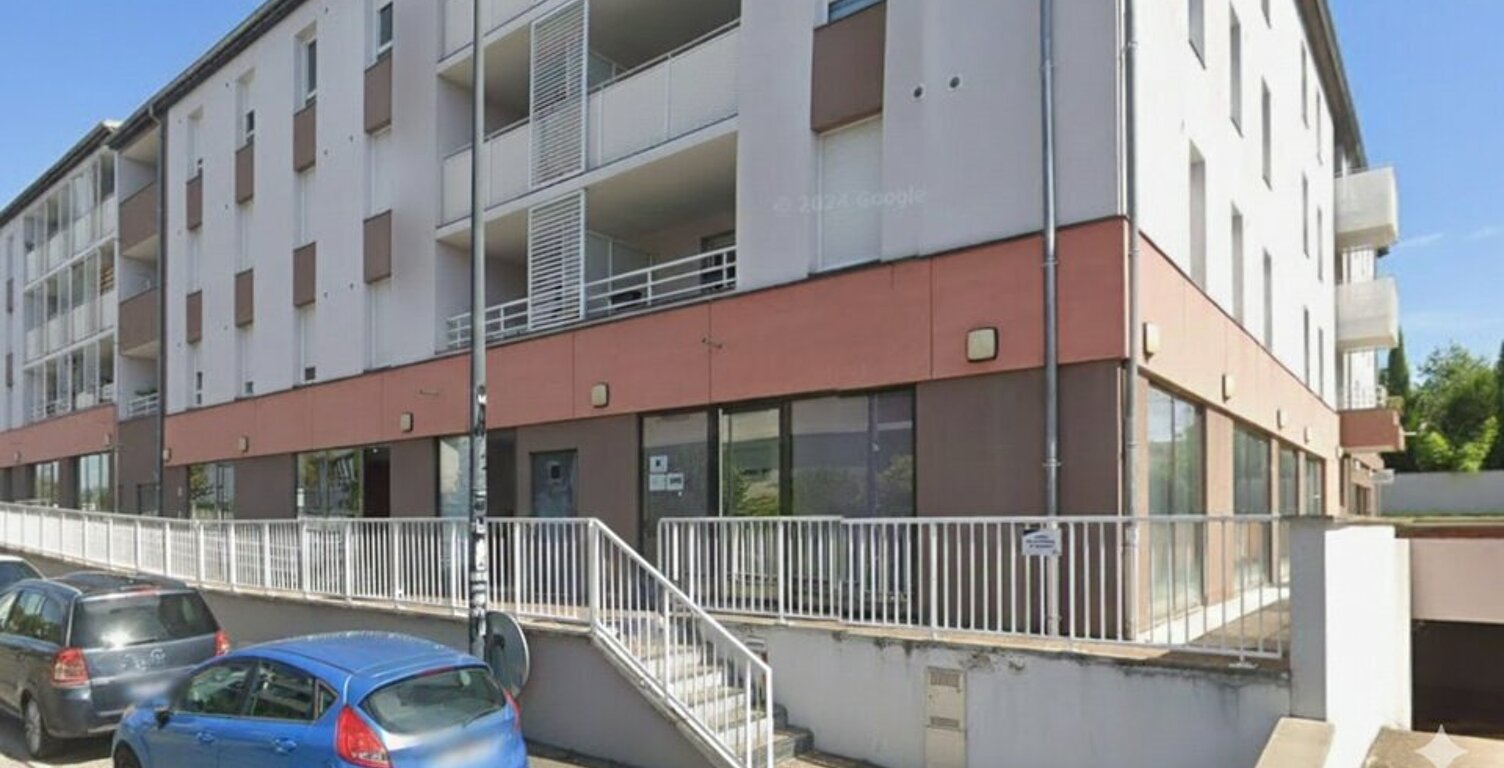 LOCAL COMMERCIAL à LOUER — photo 1