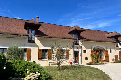 Maison 7 pièces 400000 €