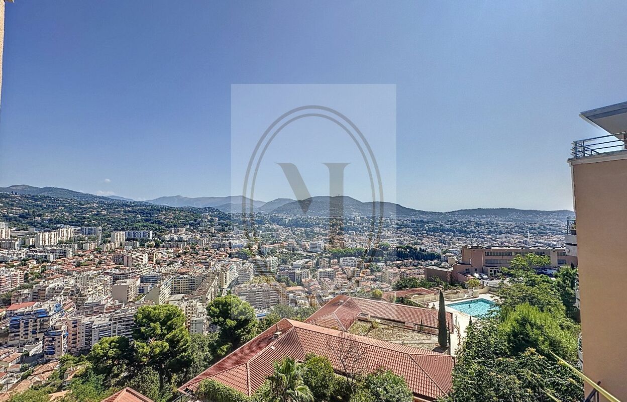 appartement 2 pièces 49 m2 à vendre à Nice (06100)