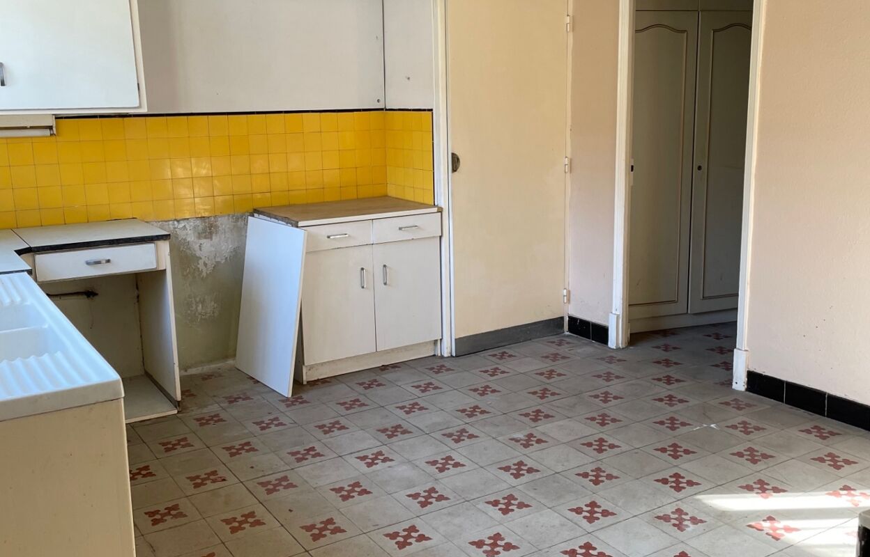 immeuble  pièces 250 m2 à vendre à Carpentras (84200)