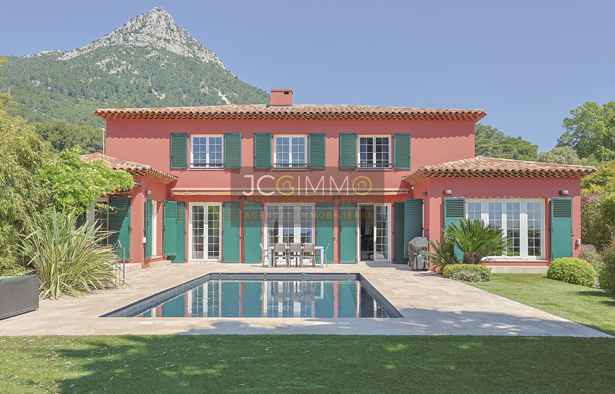 maison 7 pièces 495 m2 à vendre à Hyères (83400)