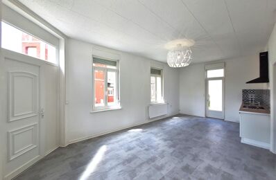 vente immeuble 209 900 € à proximité de Castres (02680)