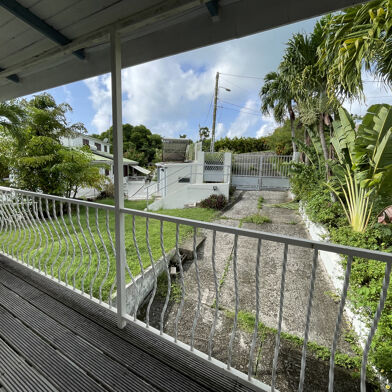 Appartement 1 pièces 700 €