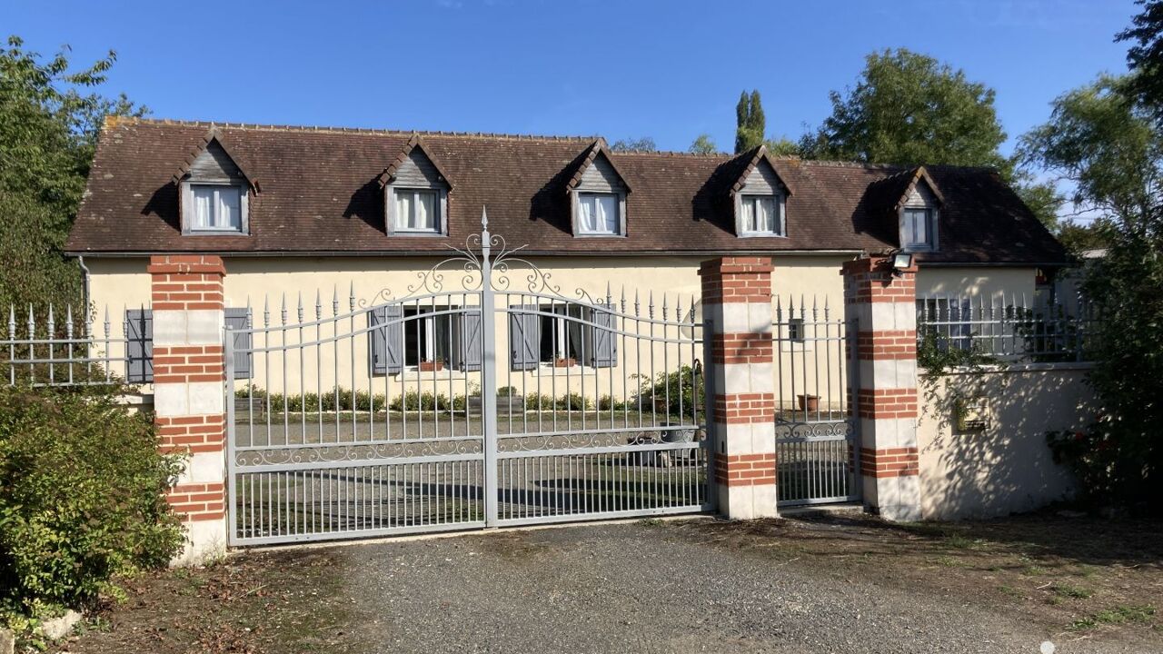 maison 12 pièces 301 m2 à vendre à Coulans-sur-Gée (72550)