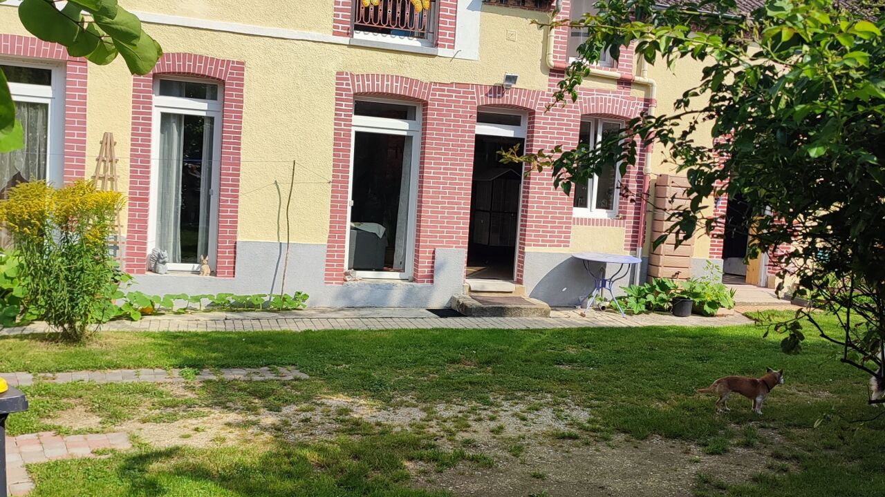 maison 5 pièces 194 m2 à vendre à Melz-sur-Seine (77171)