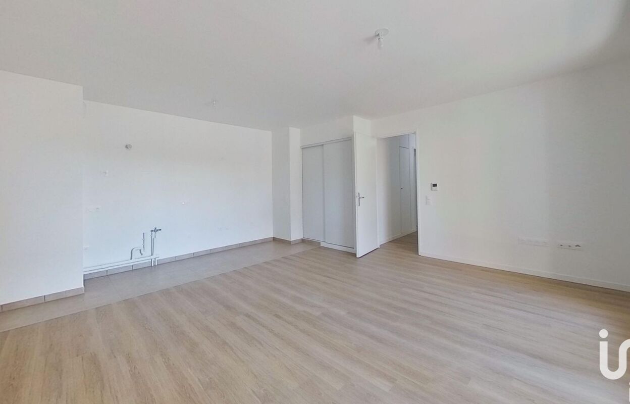 appartement 3 pièces 68 m2 à louer à Bagneux (92220)