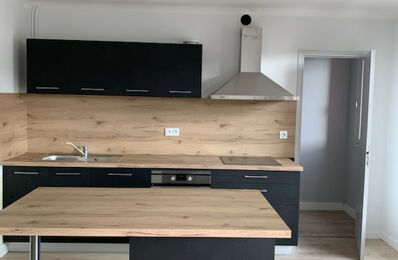 location appartement 650 € CC /mois à proximité de Sainte-Radegonde (12850)