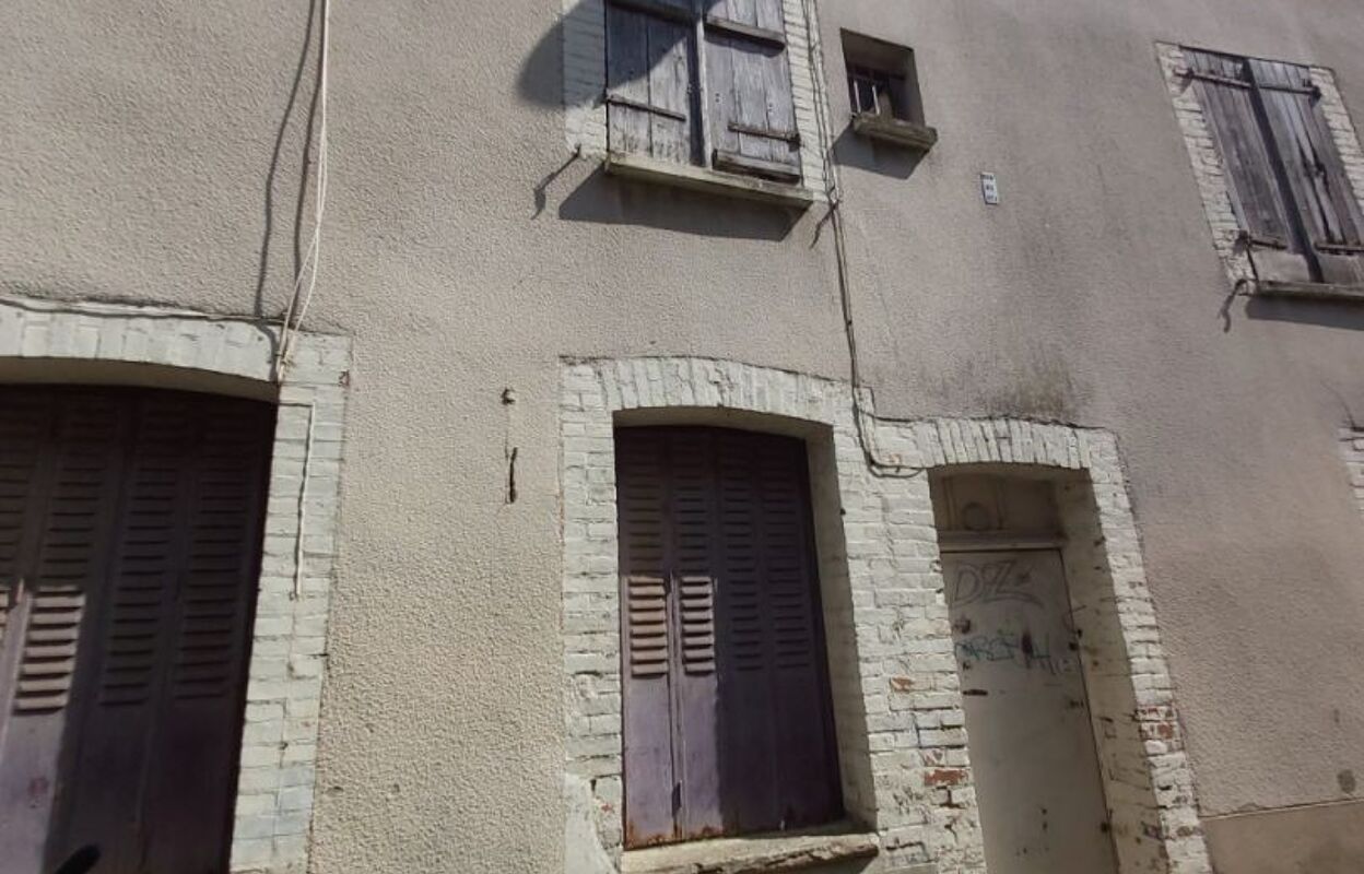 immeuble  pièces 189 m2 à vendre à Sens (89100)