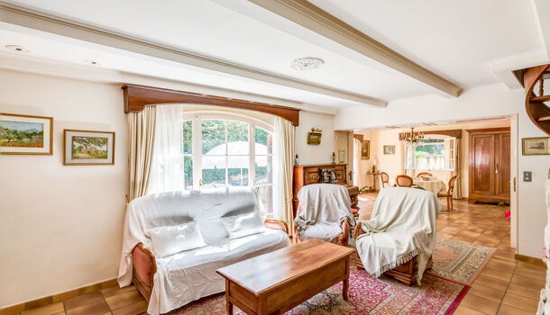 Villa / Maison 5 pièces  à vendre Destrousse (La) 13112