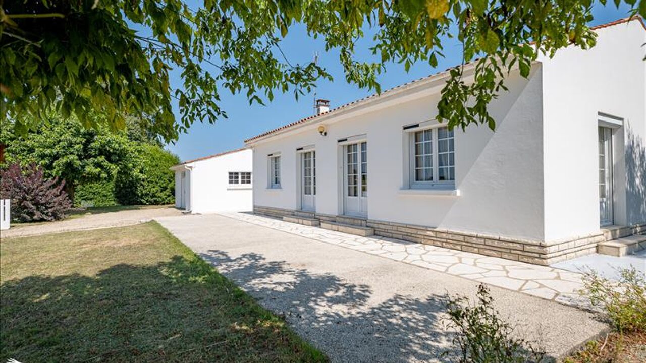 maison 5 pièces 138 m2 à vendre à Chermignac (17460)