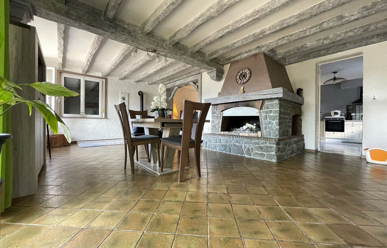 maison 5 pièces 148 m2 à vendre à Mélisey (70270)