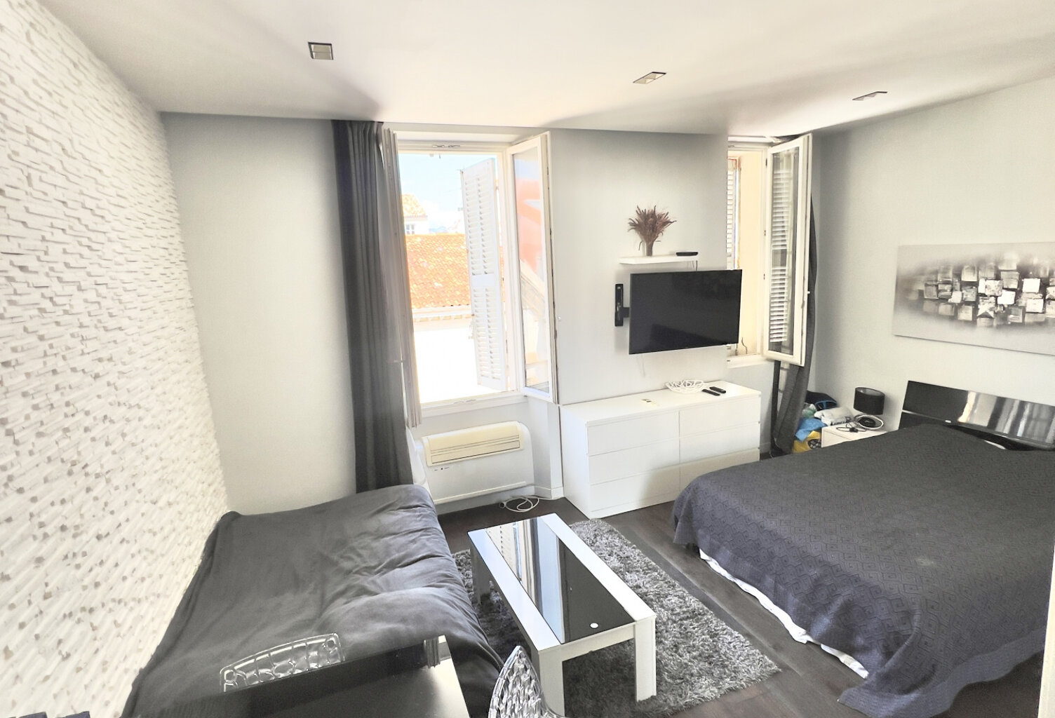 CANNES CENTRE BANANE CROISETTE APT 31M2 145M DU PALAIS DES F — photo 1