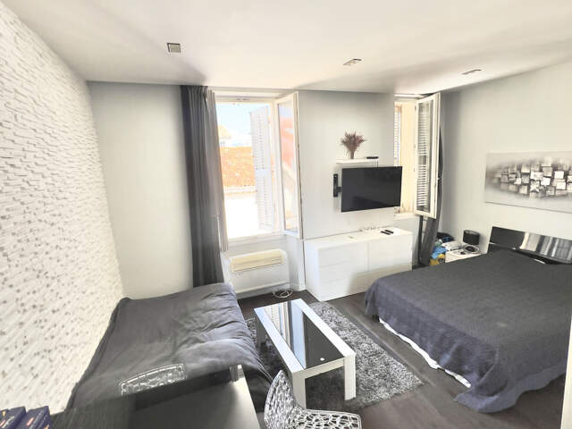 CANNES CENTRE BANANE CROISETTE APT 31M2 145M DU PALAIS DES F — photo du bien