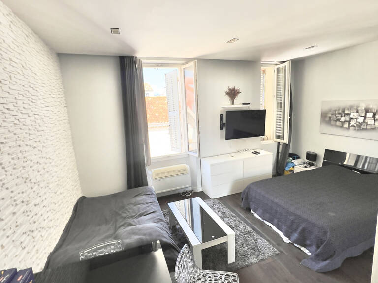 CANNES CENTRE BANANE CROISETTE APT 31M2 145M DU PALAIS DES F — photo 1