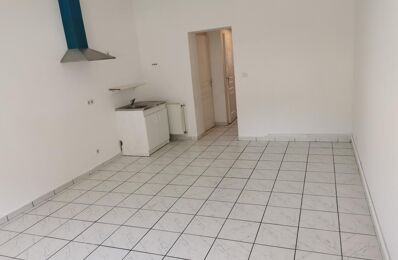 location appartement 370 € CC /mois à proximité de Saint-Christo-en-Jarez (42320)