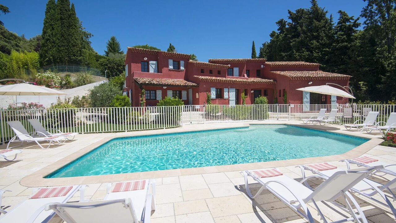 maison 10 pièces 216 m2 à vendre à Saint-Paul-de-Vence (06570)