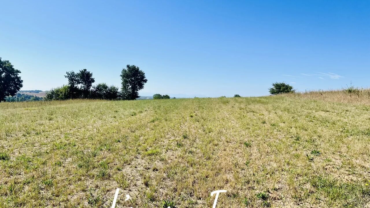 terrain  pièces 3968 m2 à vendre à L'Isle-Jourdain (32600)