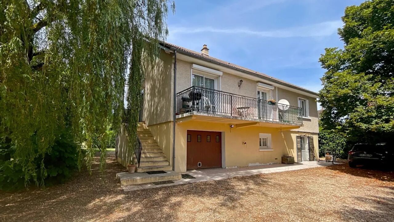 maison 7 pièces 183 m2 à vendre à Bourges (18000)