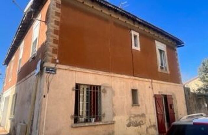 VENTE : maison 8 pièces (125 m²) en 2 appartements à REMOULINS — photo 2