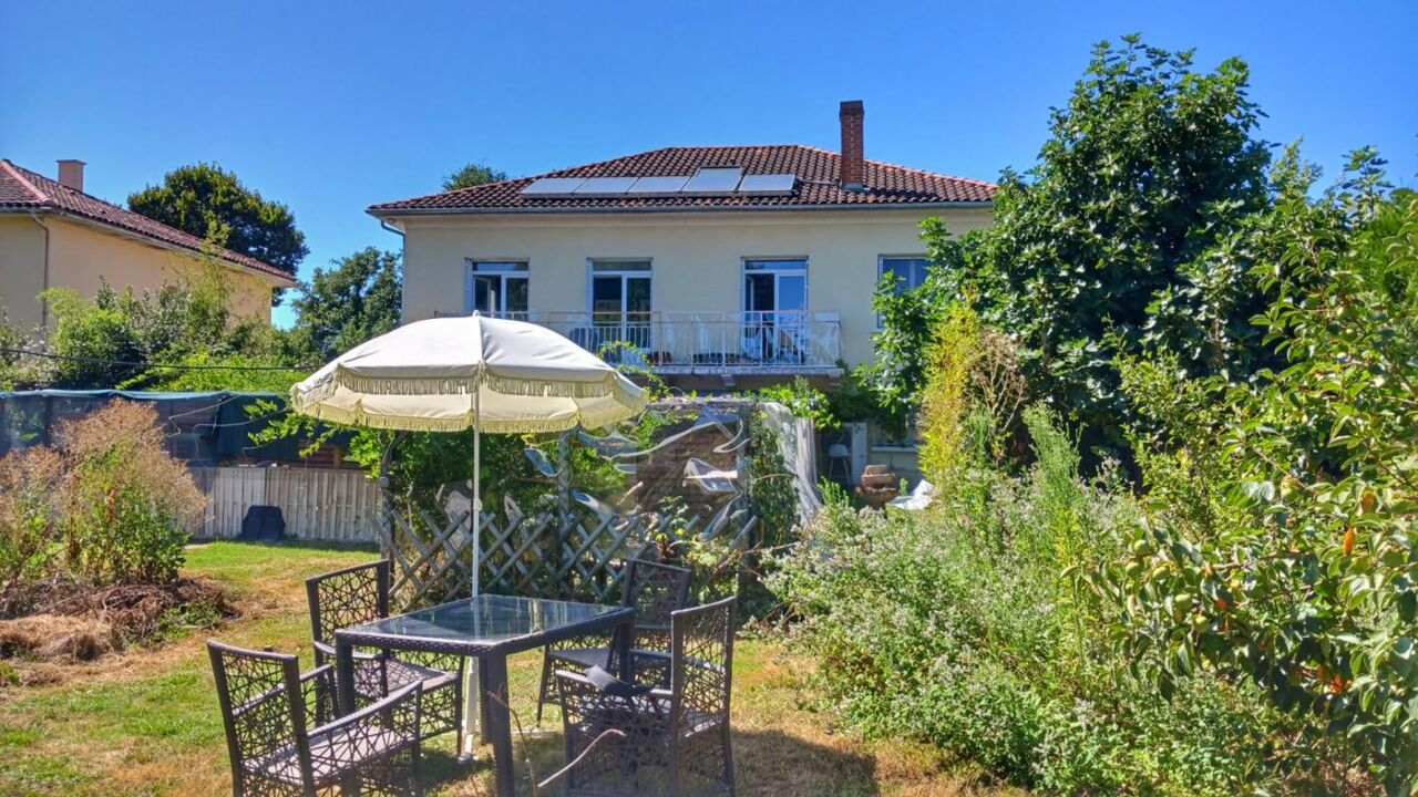 maison 12 pièces 192 m2 à vendre à Ribérac (24600)