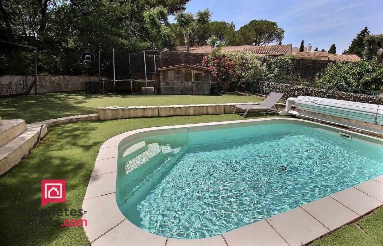 maison 6 pièces 138 m2 à vendre à Roquebrune-sur-Argens (83520)