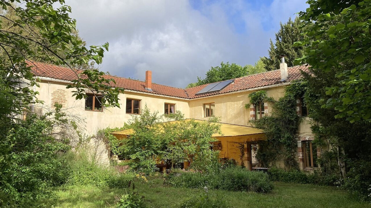 maison 8 pièces 207 m2 à vendre à Cahors (46000)