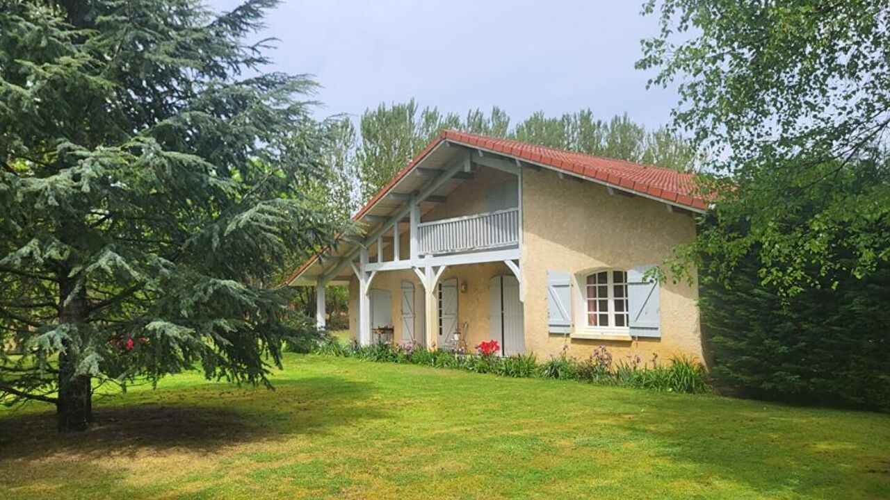 maison 6 pièces 158 m2 à vendre à Saint-Julien-en-Born (40170)