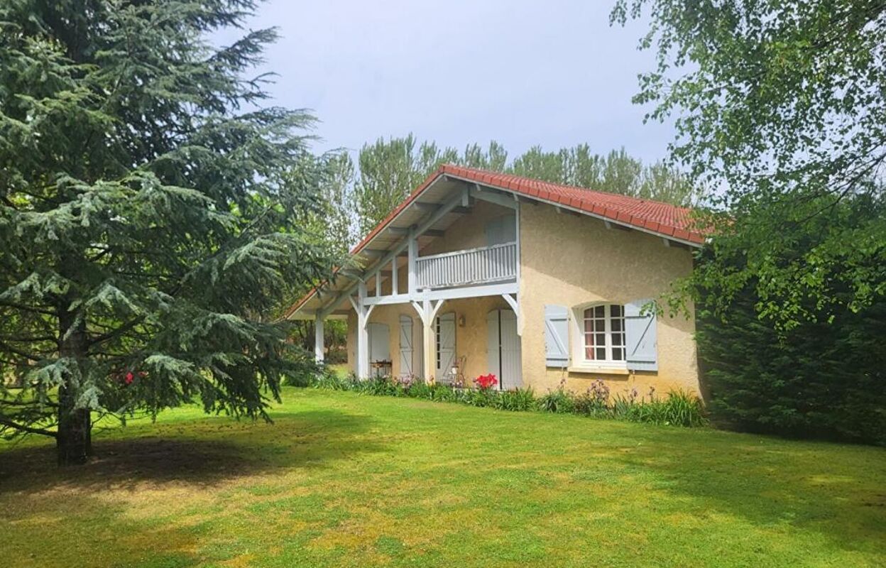 maison 6 pièces 158 m2 à vendre à Saint-Julien-en-Born (40170)