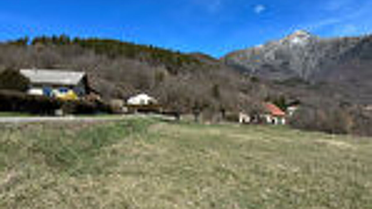 terrain  pièces 960 m2 à vendre à Saint-Firmin (05800)