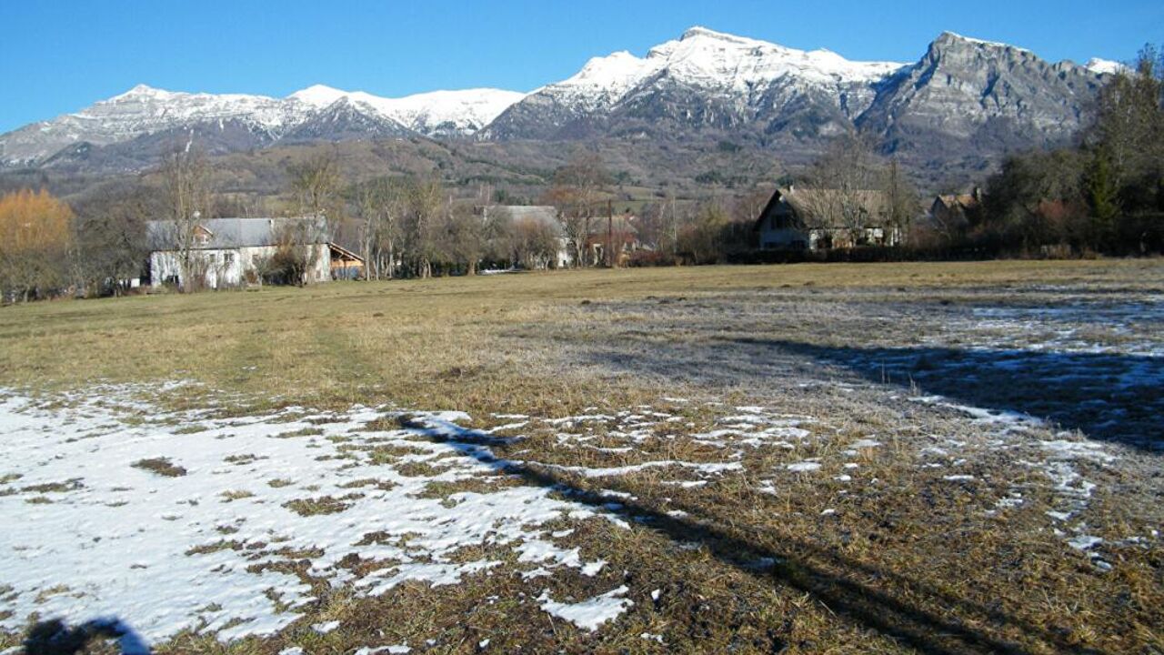 terrain  pièces 400 m2 à vendre à Chabottes (05260)