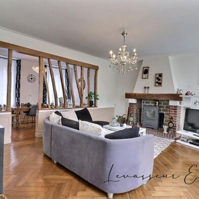 Maison 8 pièces 212 m²