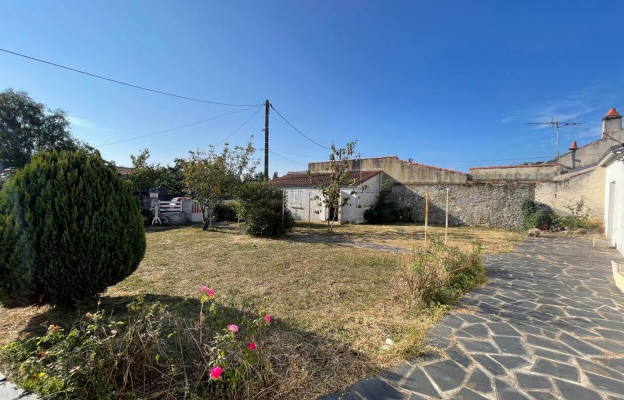 maison 6 pièces 110 m2 à vendre à La Rochelle (17000)