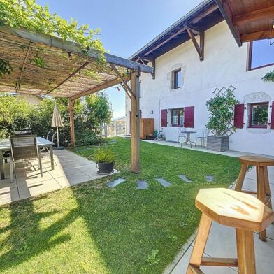 Maison 6 pièces 235 m²