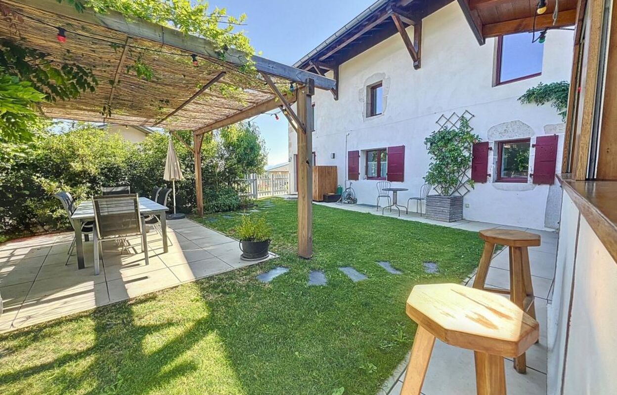 maison 6 pièces 235 m2 à vendre à Vulbens (74520)