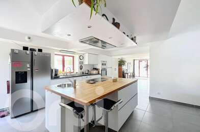 Maison 6 pièces 749000 €