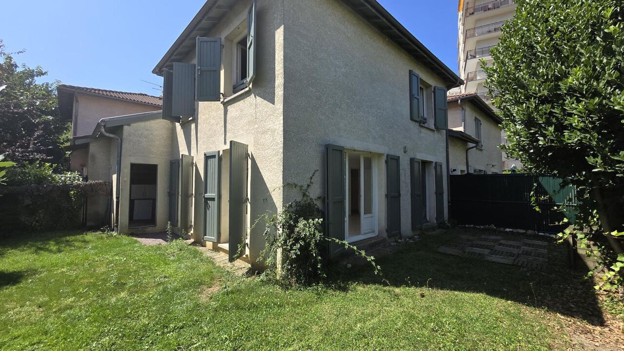 maison 4 pièces 82 m2 à louer à Grenoble (38000)