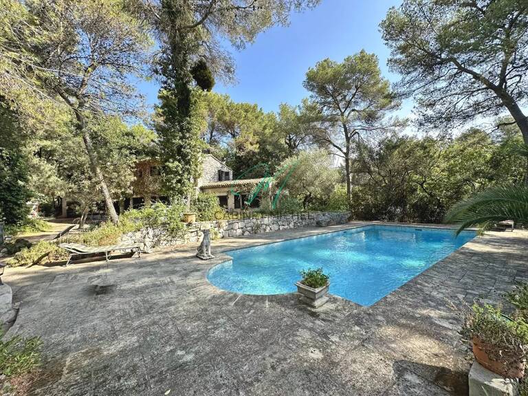 ROQUEFORT-LES-PINS : CAMPAGNE — photo 1