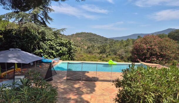 Villa / Maison 10 pièces  à vendre Plan-de-la-Tour (Le) 83120