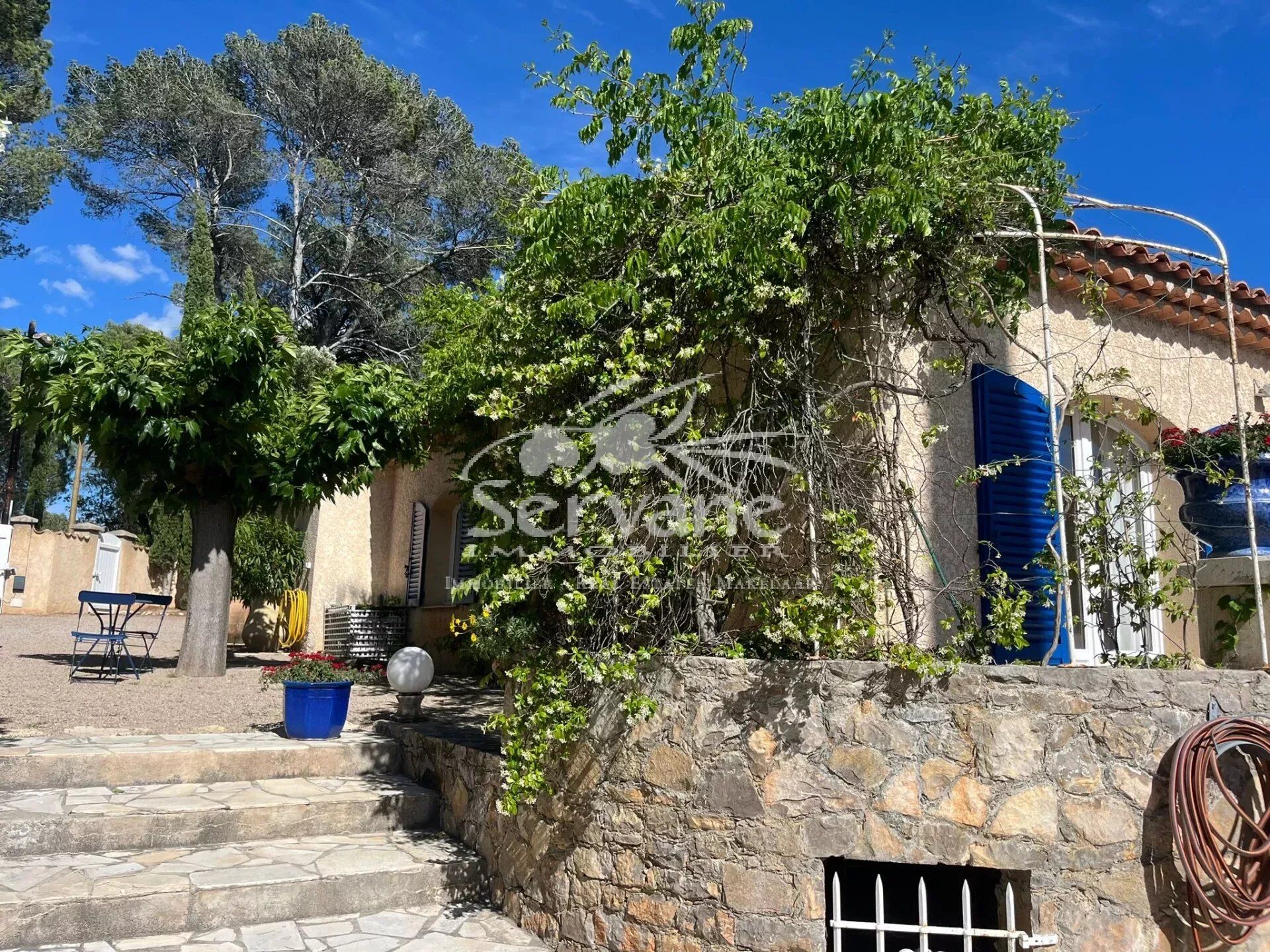 Villa / Maison 6 pièces  à vendre Lorgues 83510