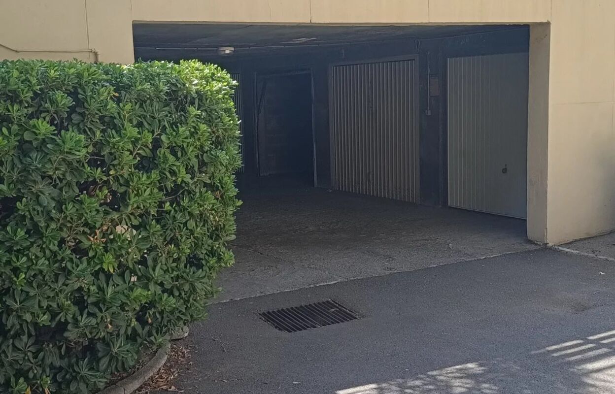 garage  pièces 13 m2 à vendre à Nice (06000)