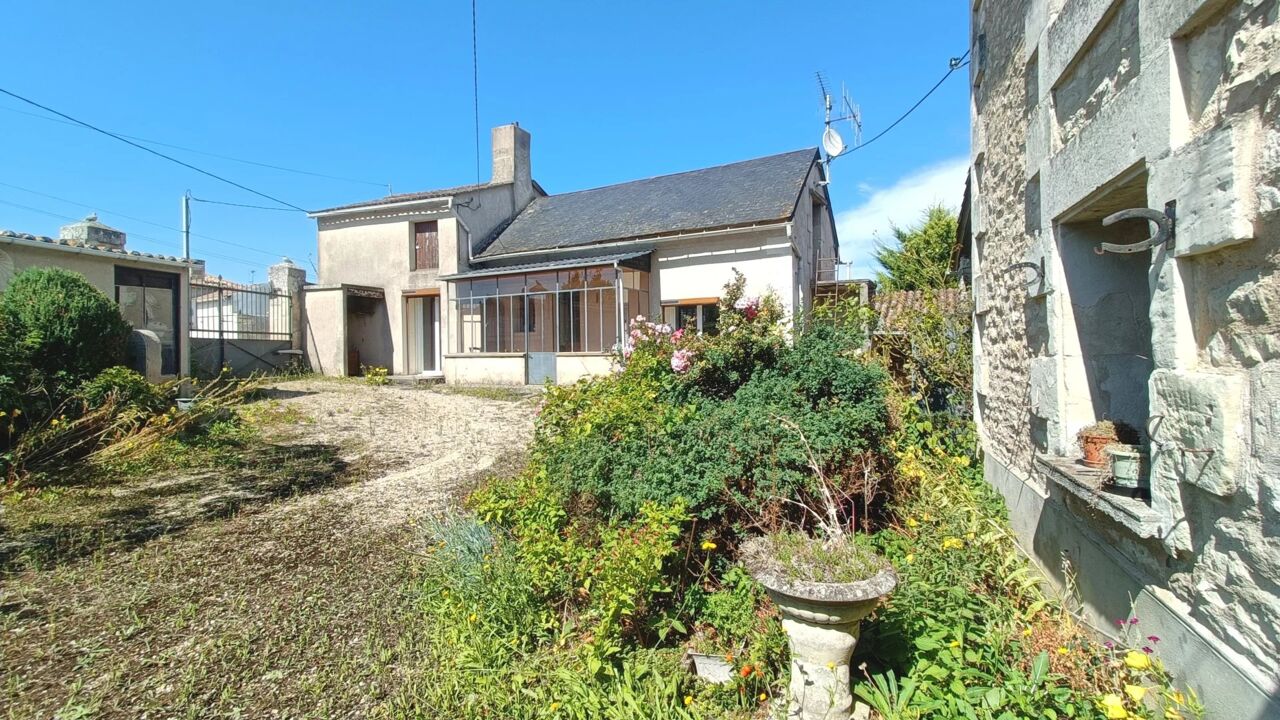 maison 4 pièces 65 m2 à vendre à Saint-Martin-la-Pallu (86380)