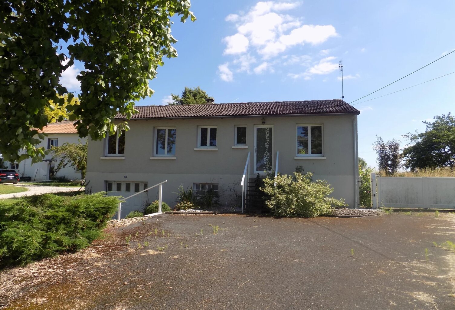 Maison à louer à PRIN DEYRANCON — photo 1