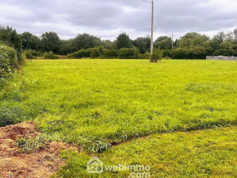 Terrain à bâtir - 782m² - Savigny — photo 1