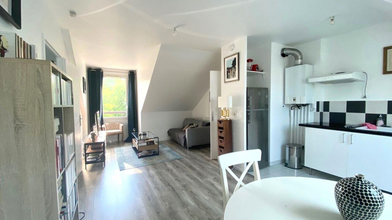 appartement 2 pièces 45 m2 à vendre à Saint-Germain-Lès-Corbeil (91250)