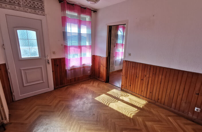 GRANDE MAISON PROCHE GARE DE SENS — photo 2