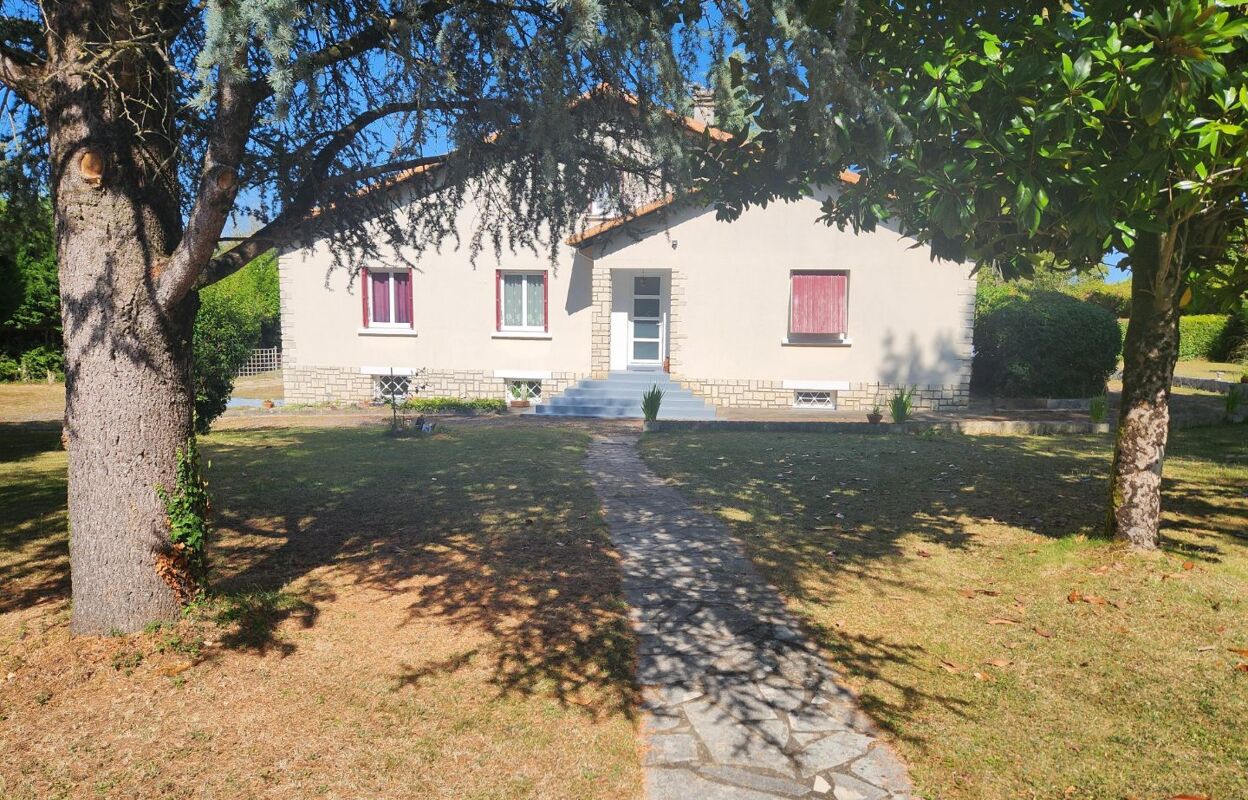 maison 6 pièces 170 m2 à vendre à Verteuil-sur-Charente (16510)